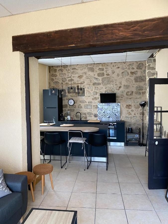 Poppy Appartement De Charme A 2 Min Centre-Ville Figeac Exterior foto